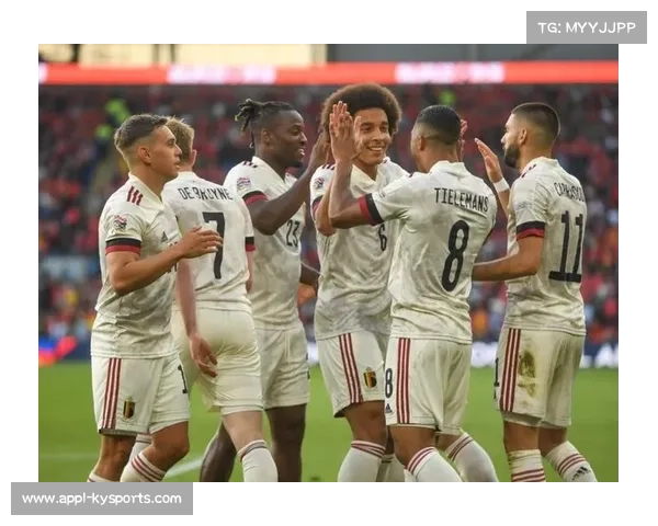 伊兰点球绝平后狂奔，巴黎FC球迷狂欢庆祝